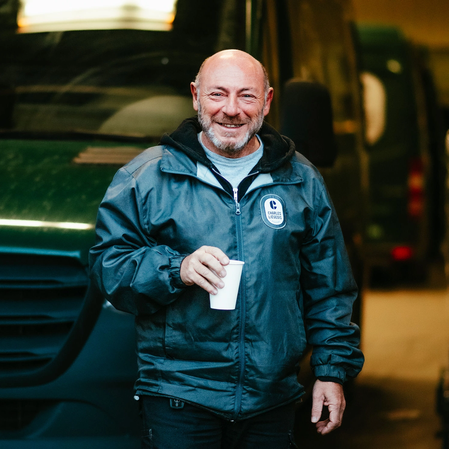 Maurizio, CHAUFFEUR-LEVERANCIER.