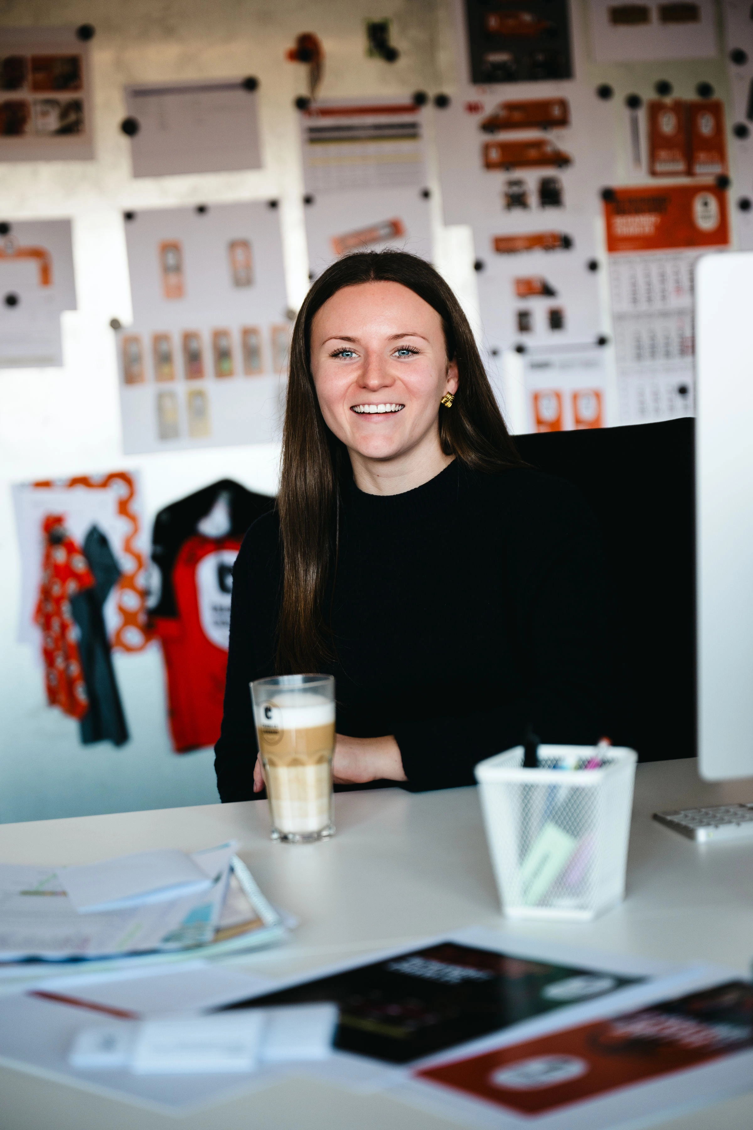 Marie, Junior marketer